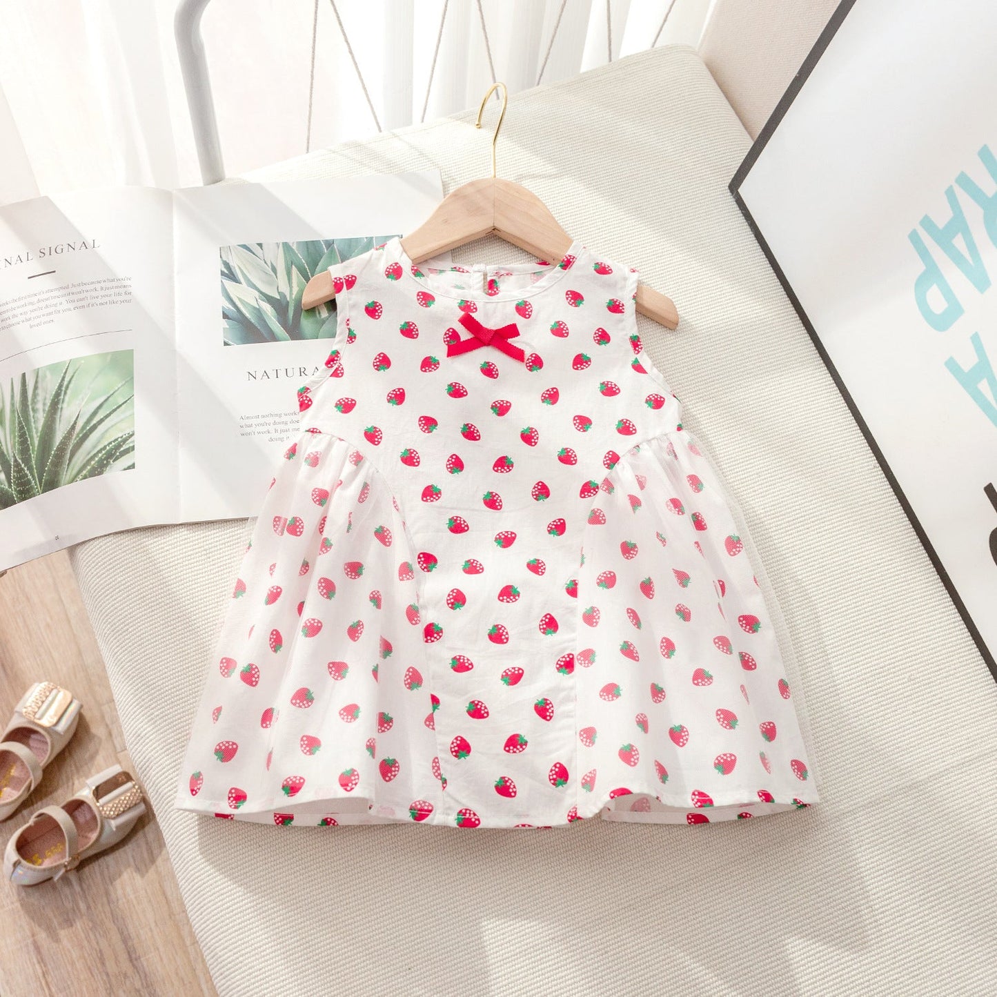 Vestido Infantil de Verano Fresas