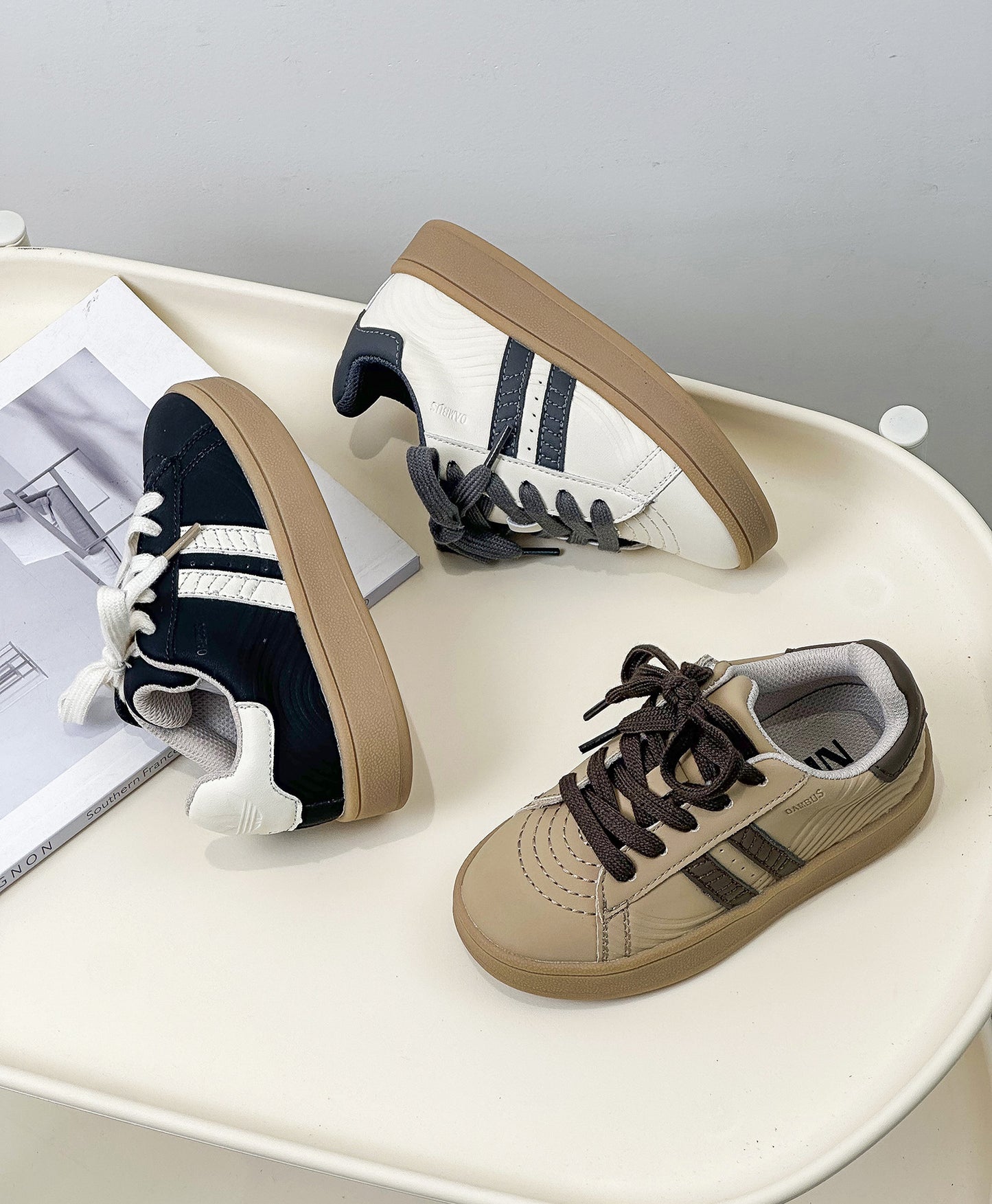 Zapatillas Modernas Para Niños