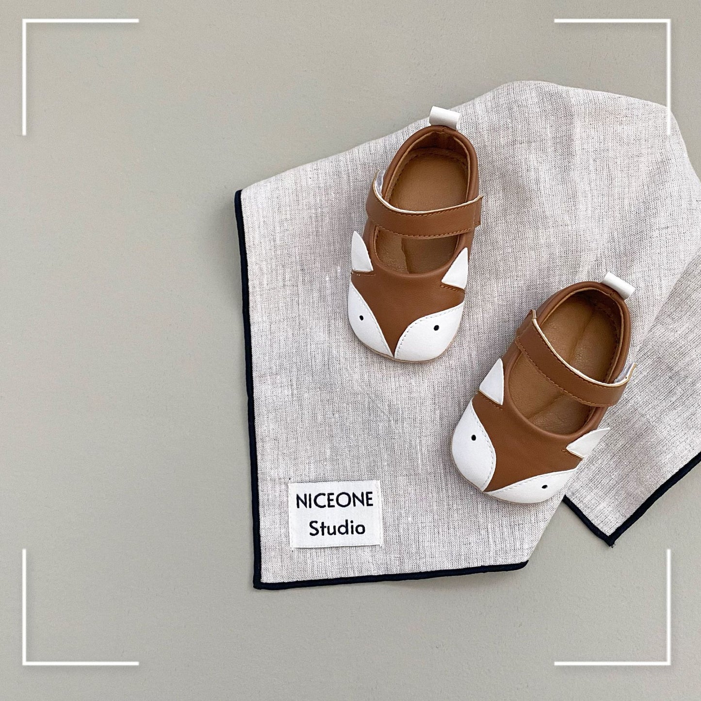 Lindos zapatos de Niña