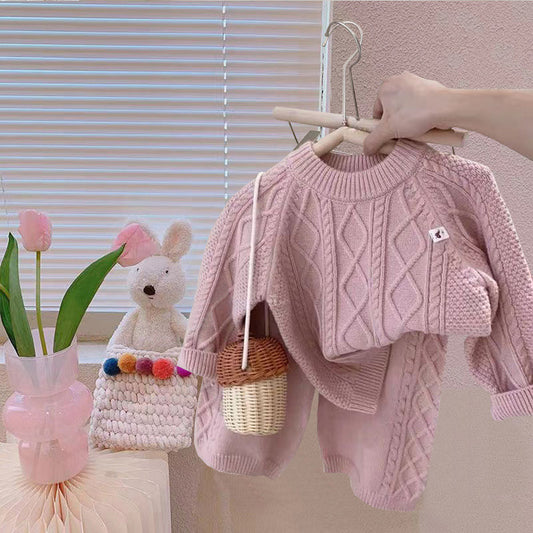 Conjunto de punto rosa para niña