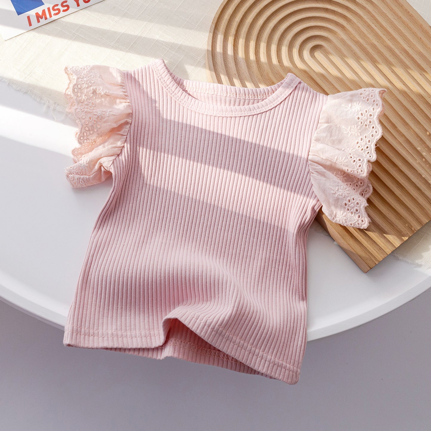 Blusa infantil con Mangas de Encaje