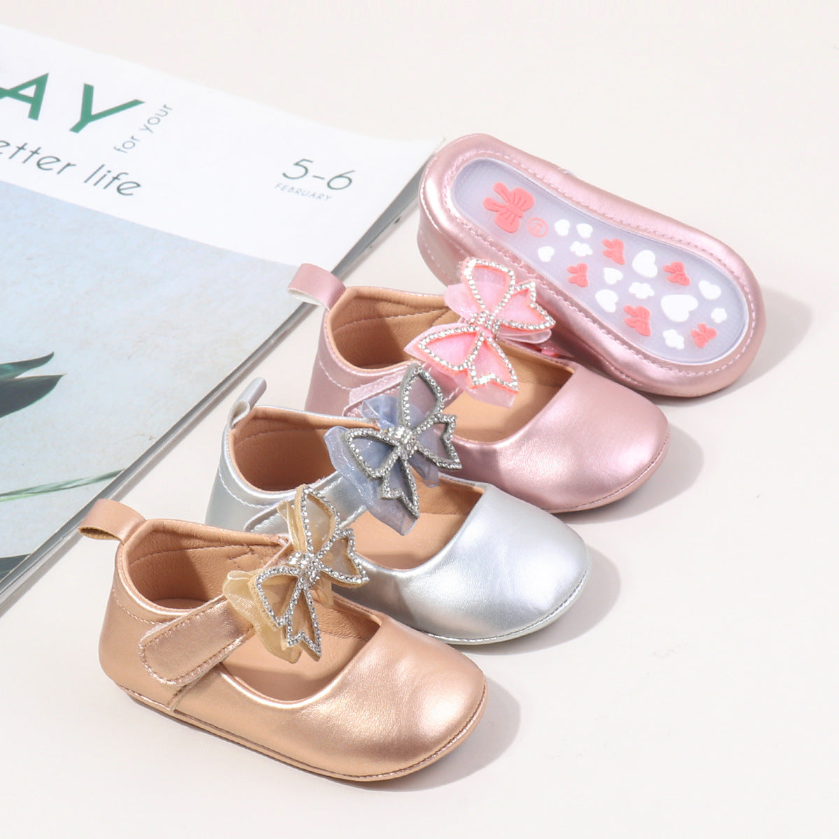 Zapatos Infantiles con Lazo Brillante