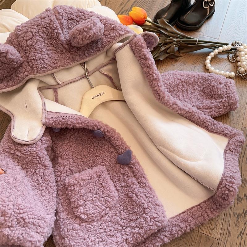 Abrigo Infantil de Lana con Botones de Corazoncitos