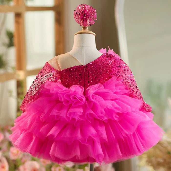 Vestido Infantil con Lentejuelas Rosas y Capas