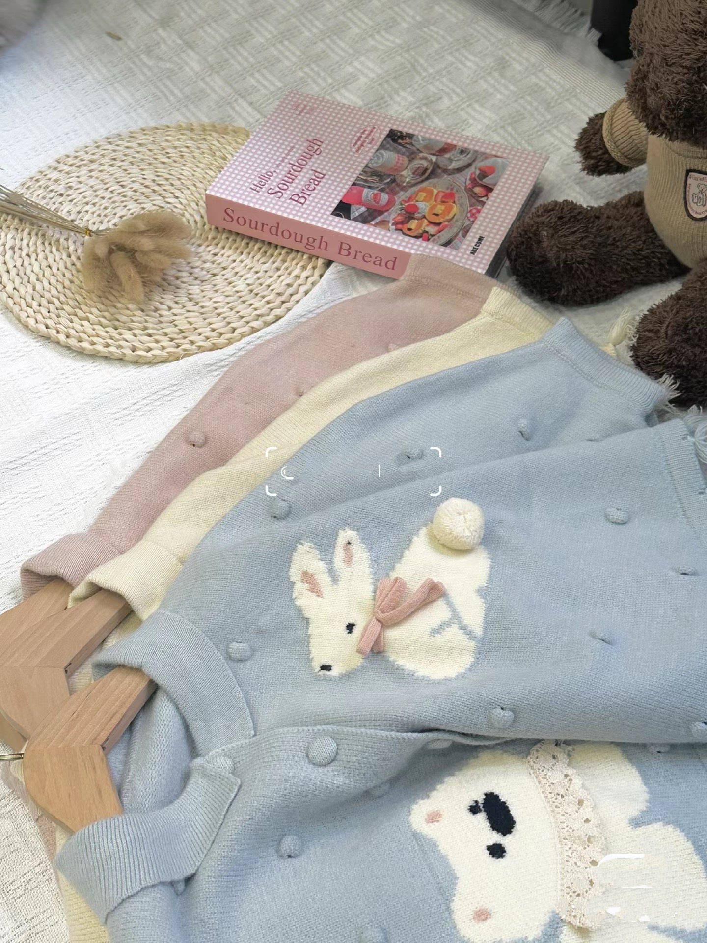 Cárdigan de Niña con Osito Pompón