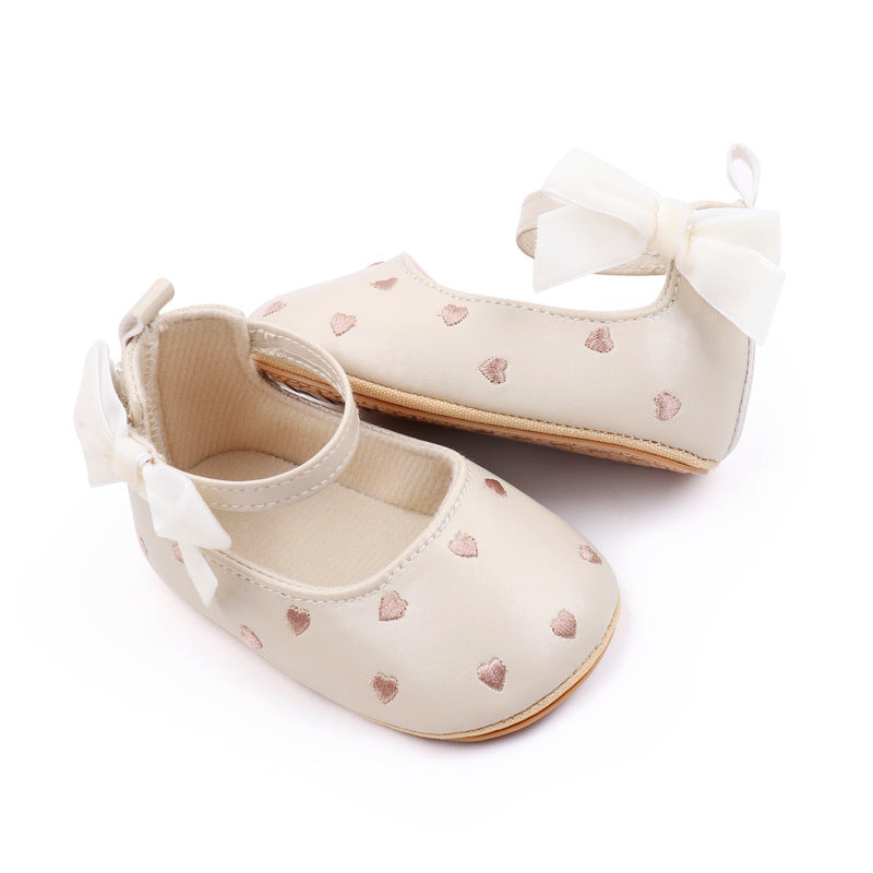 Zapatos Infantiles con Lazo de Corazones