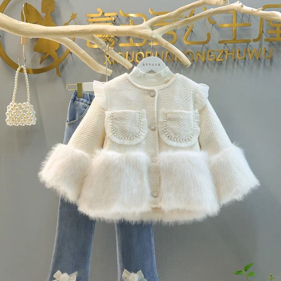 Abrigo de Peluche y Perlas para Niñas