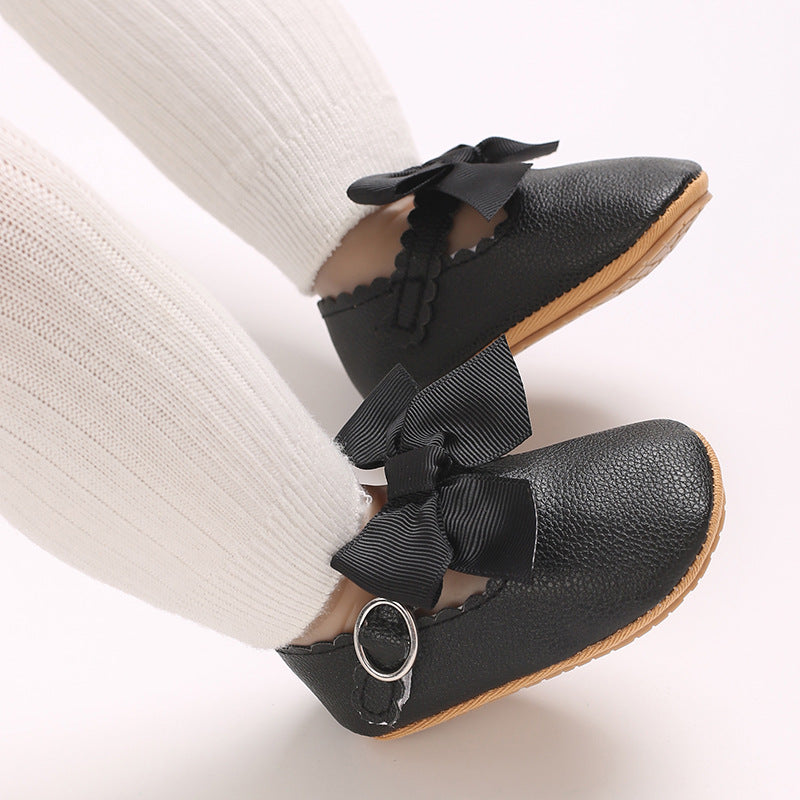 Zapatos con lazo para niñas