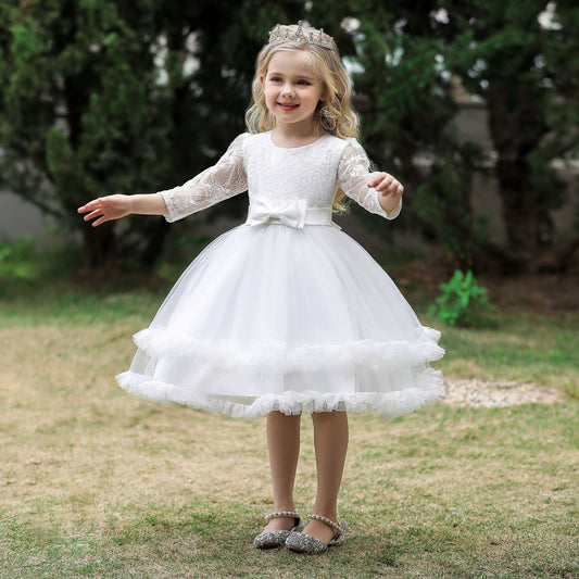 Vestido de fiesta de encaje y lazo