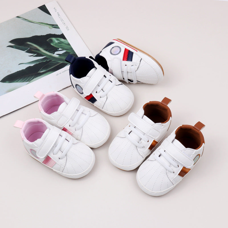 Zapatillas cómodas con velcro para niños