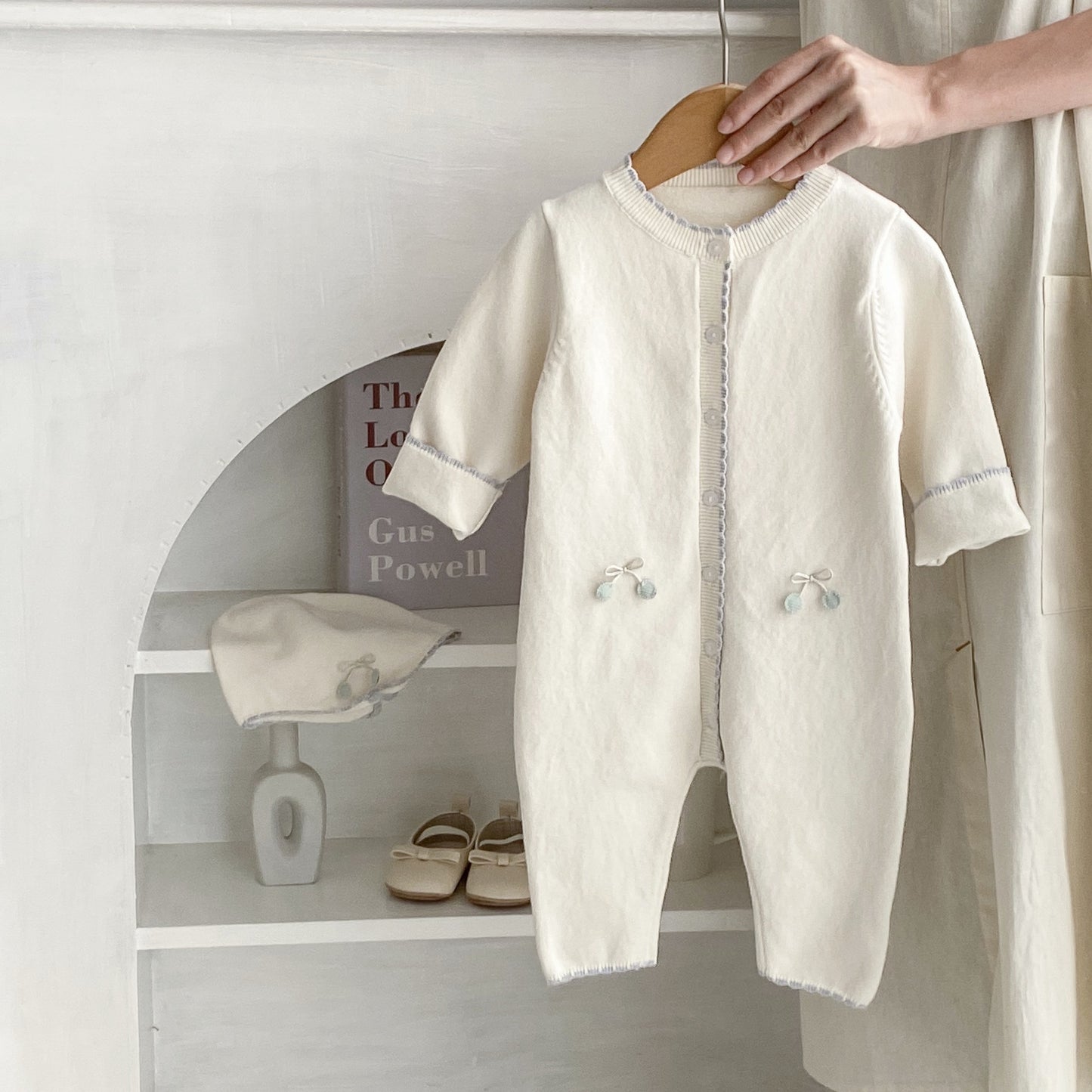 Mono de Punto Con Lazo Para Mujer y Niño