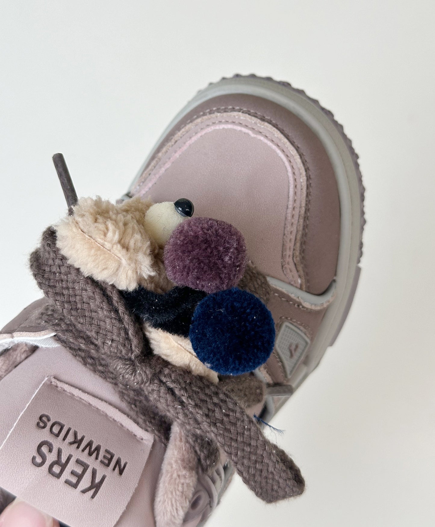 Zapatillas Deportivas Infantiles de Felpa con Pompones