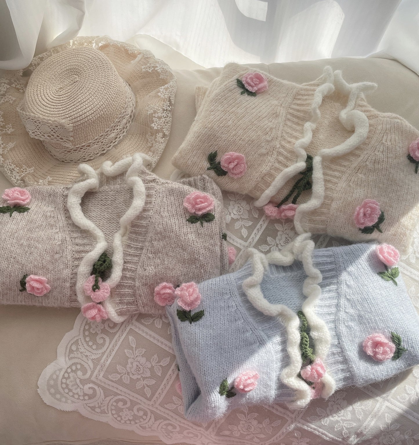 Cárdigan Infantil de Punto con Flores