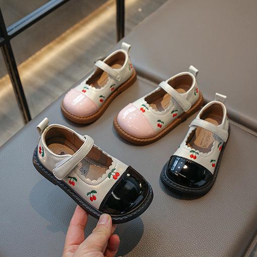 Moda Cerejinhas Zapatos Infantiles