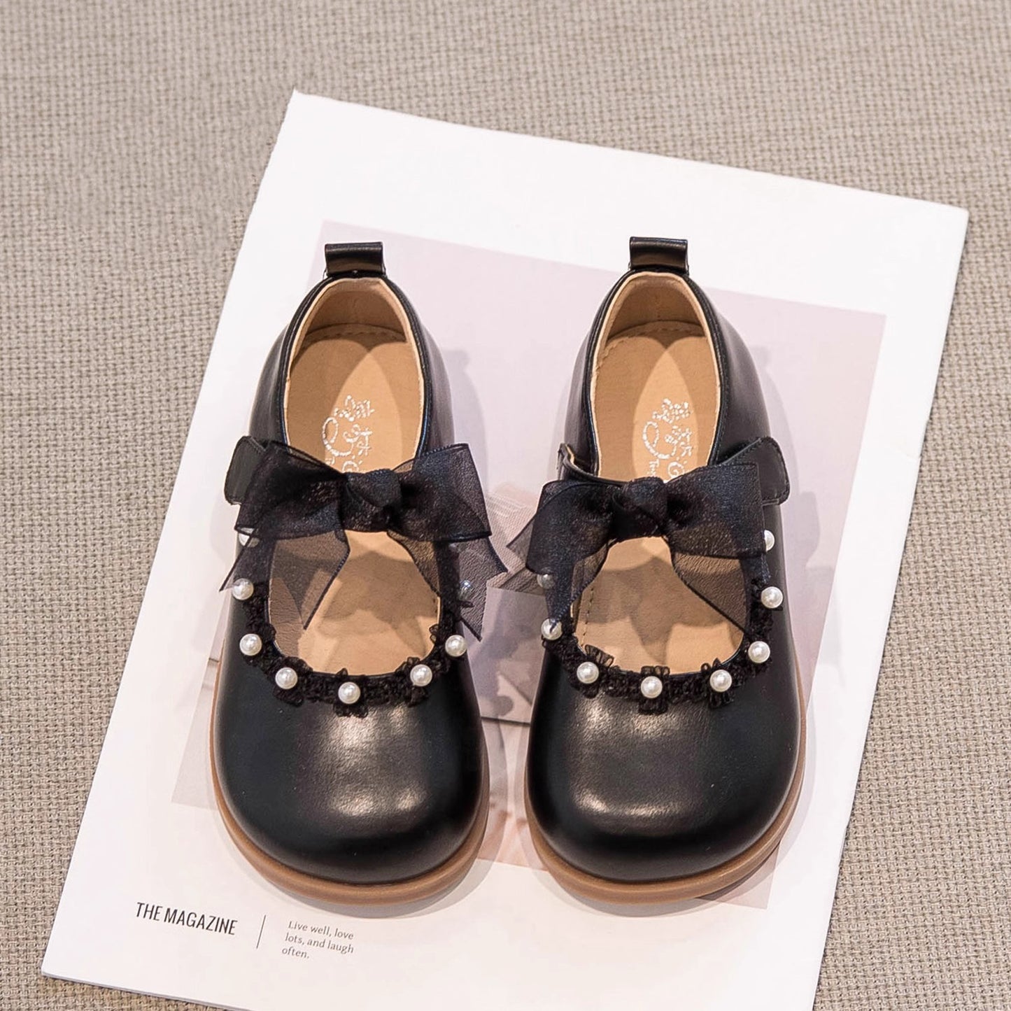 Zapatos de Niña con Lazo y Perlas