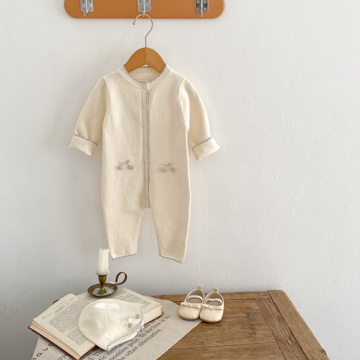 Mono de Punto Con Lazo Para Mujer y Niño