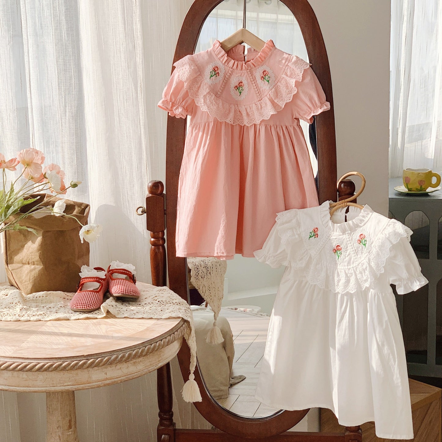 Vestido infantil de Encaje floral