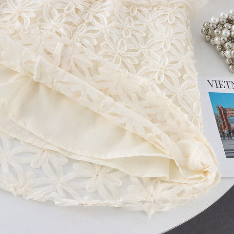 Vestido Infantil Cuello Flores y Perlas