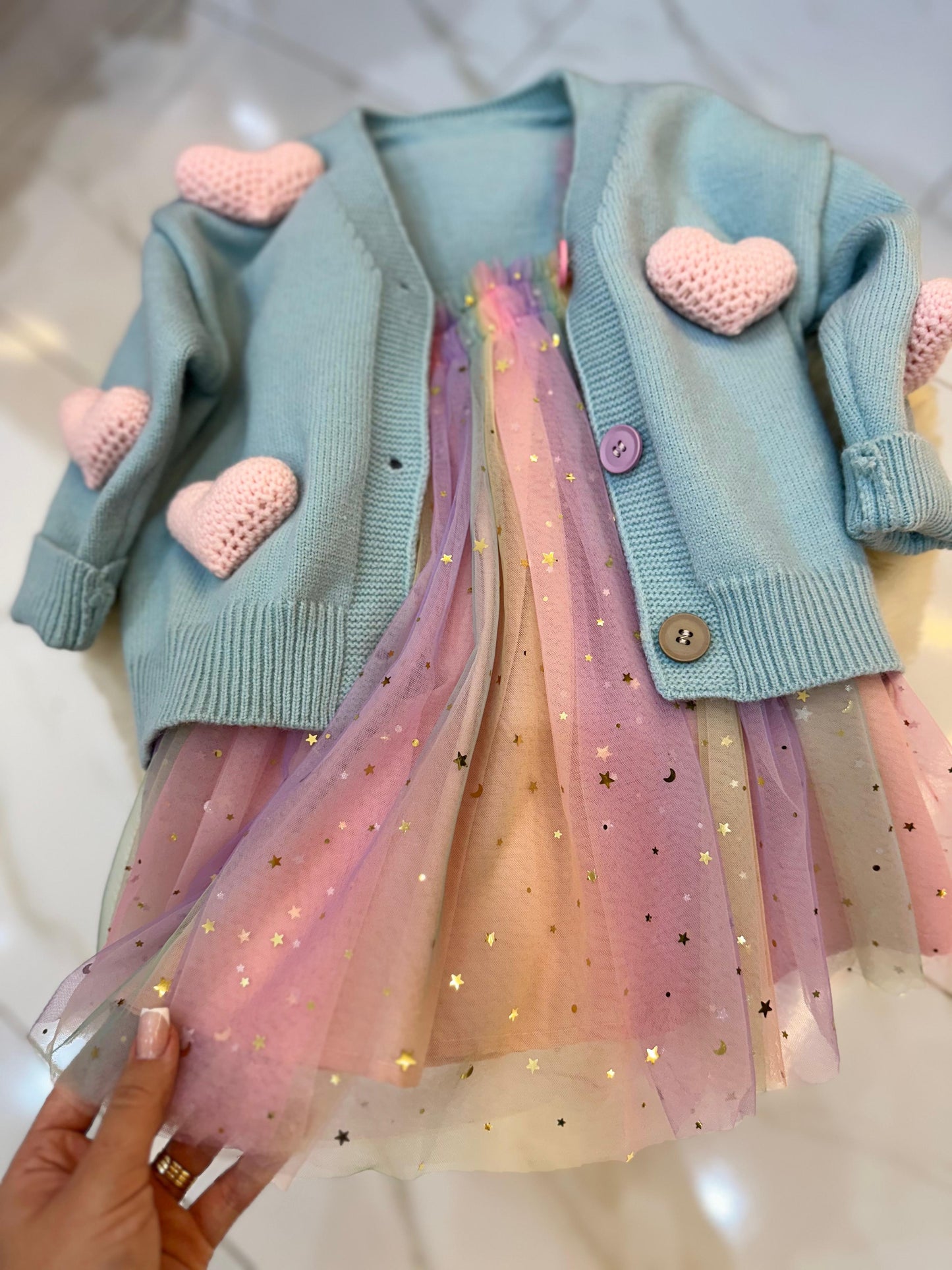 Conjunto Infantil Estrellitas + Cárdigan Corazón