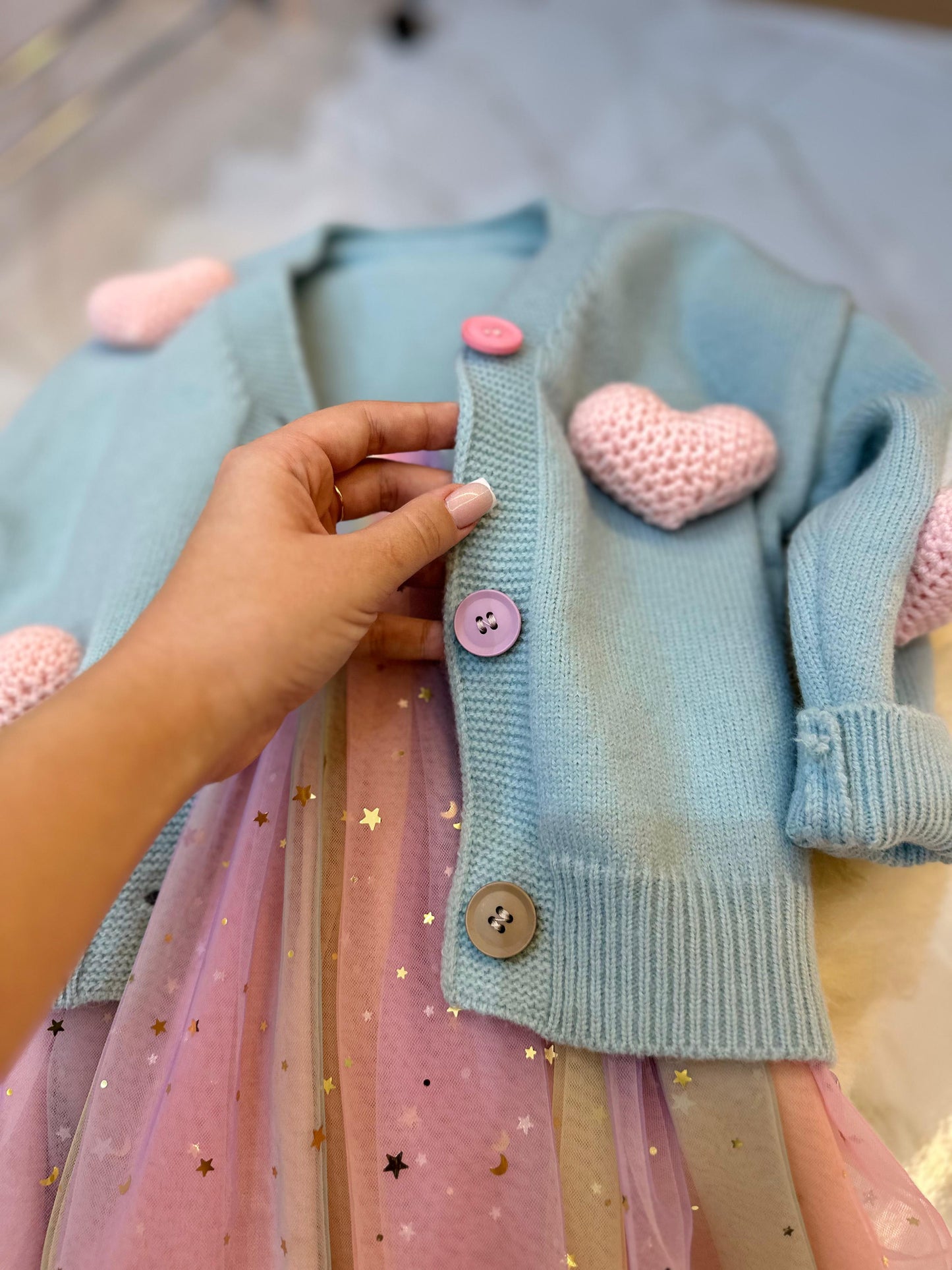 Conjunto Infantil Estrellitas + Cárdigan Corazón
