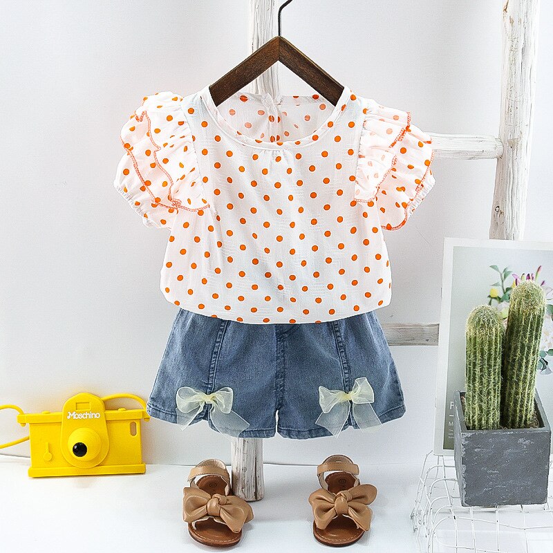 Conjunto dulce de encaje de puntos