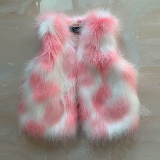 Abrigo de piel de mujer para niños.