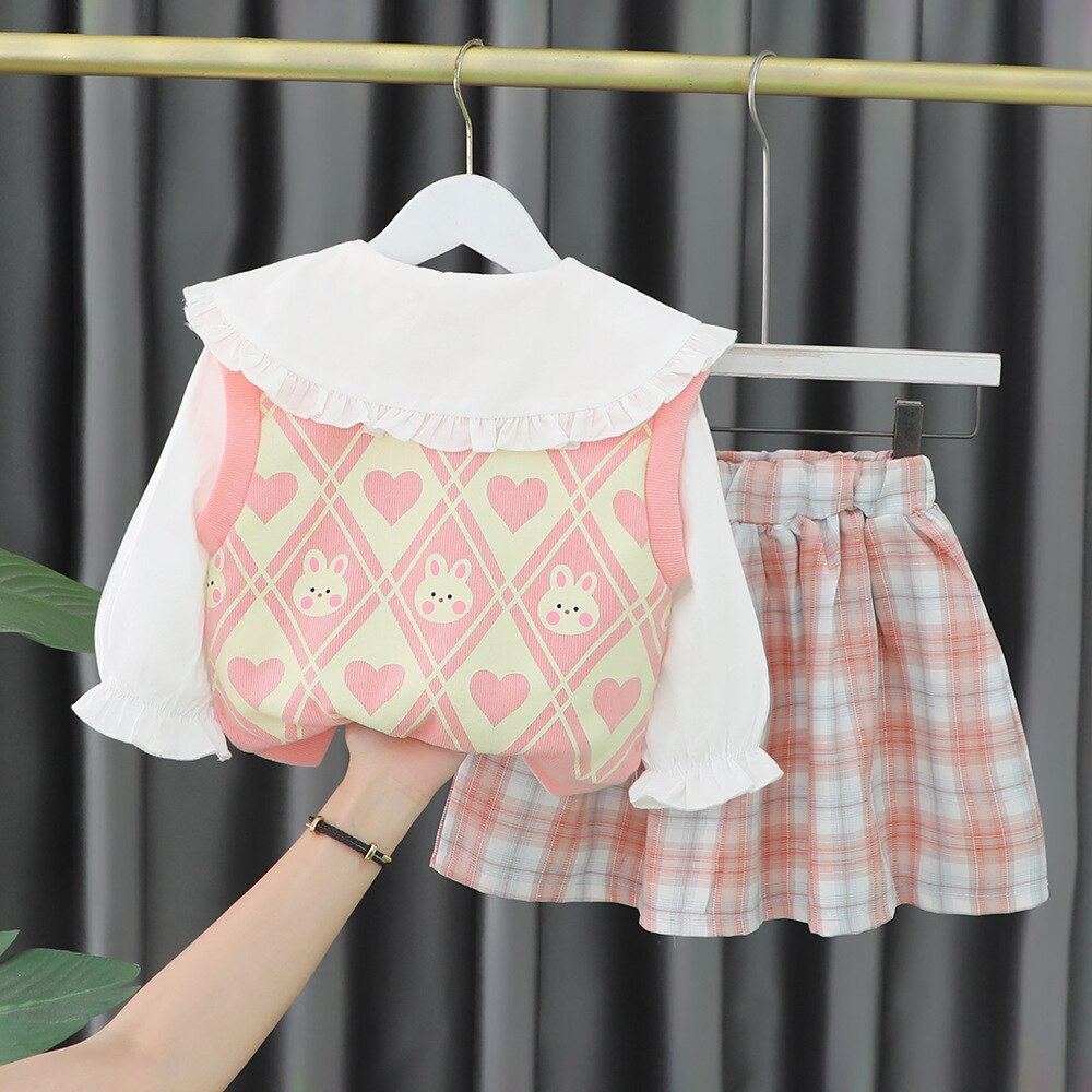 Lindo juego de 3 piezas.