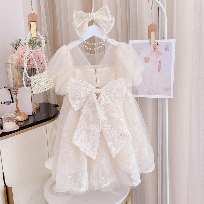 Vestido Infantil de Tul y Encaje