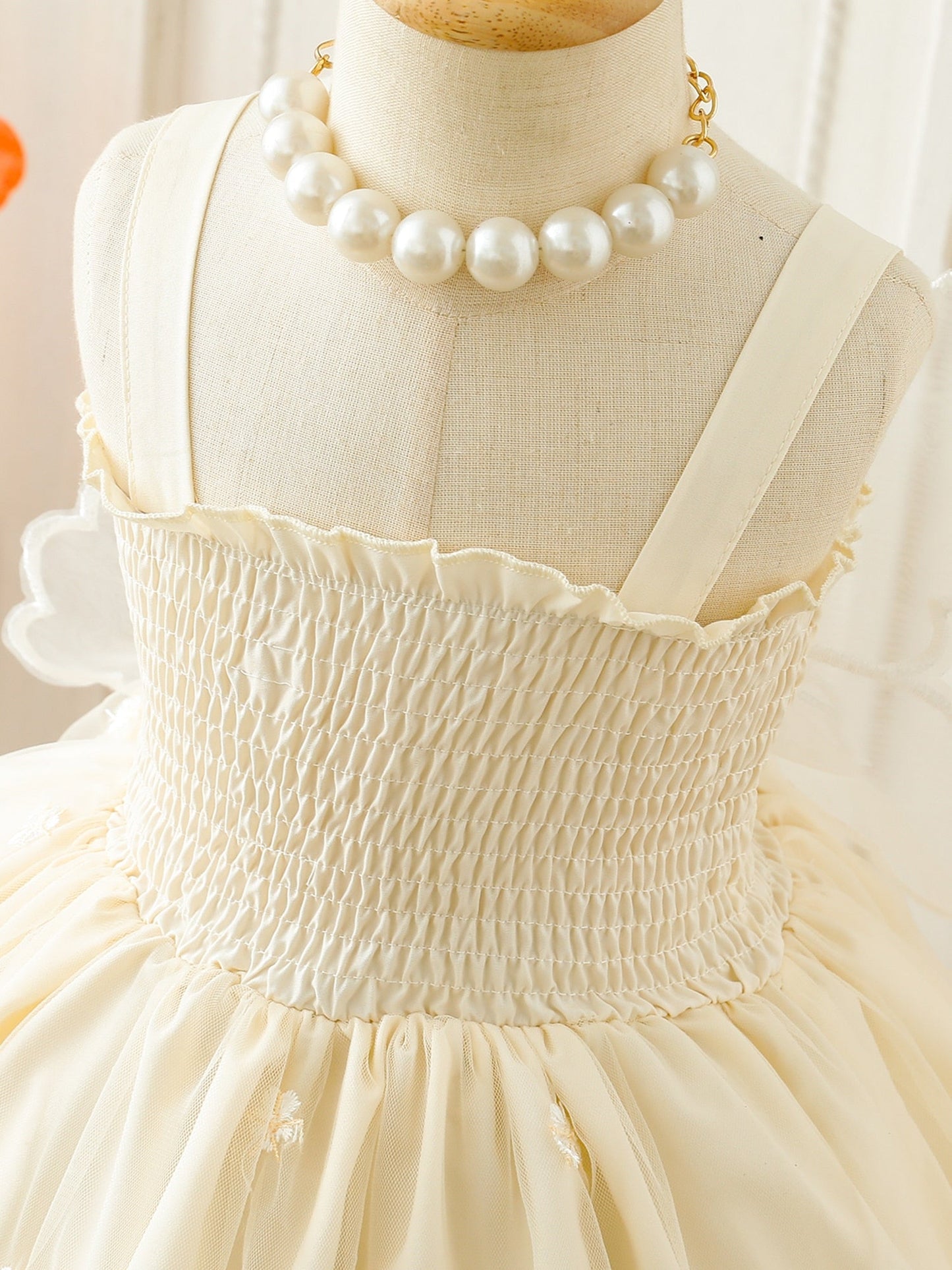 Vestido Infantil Alas de Mariposa y Cordón
