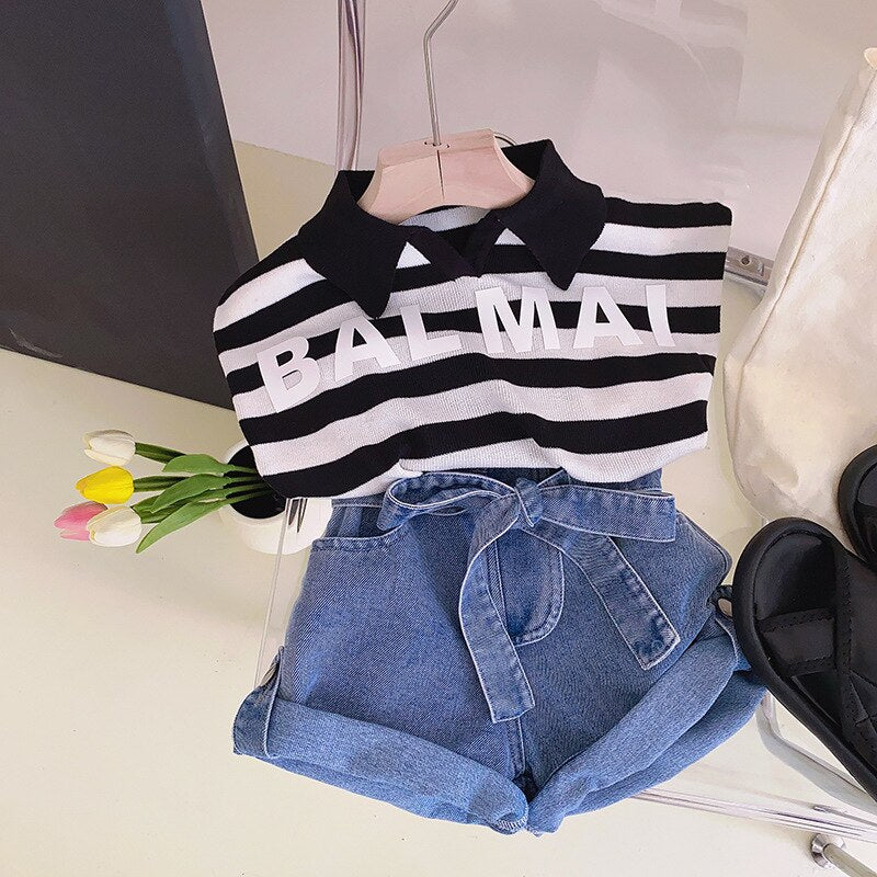 Pantalones cortos y camiseta para niños