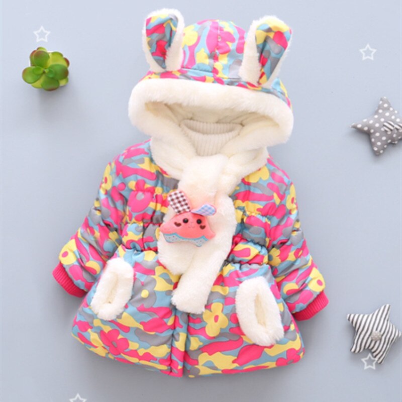 lindo abrigo de conejo