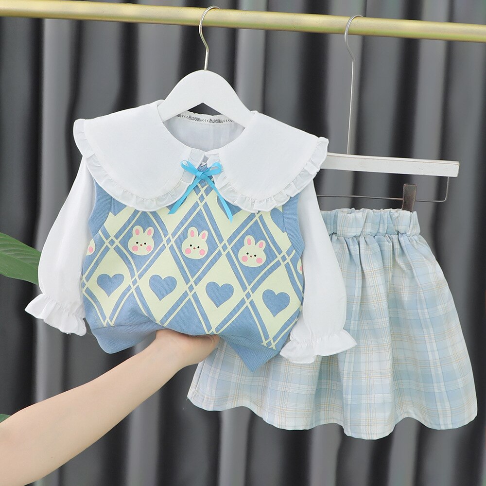 Lindo juego de 3 piezas.