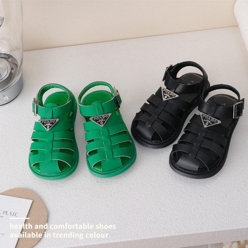 Sandalia suave y transpirable.