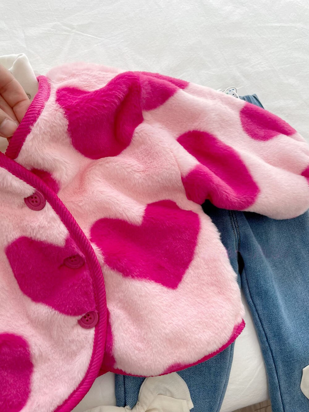 Abrigo infantil de mujer de Little Hearts