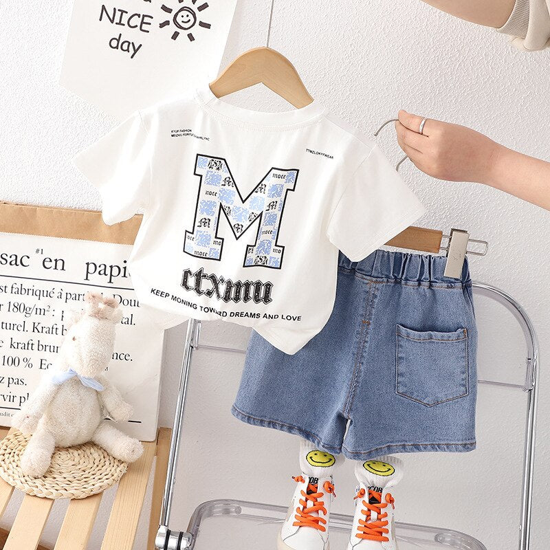 Conjunto de pantalones cortos vaqueros de manga corta para niños