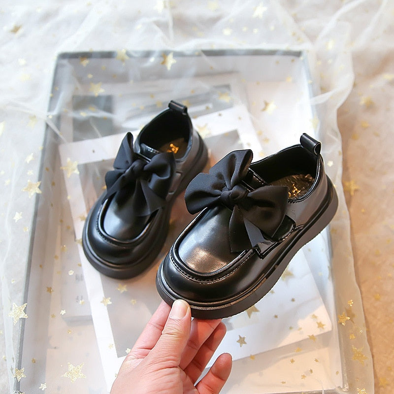 Lindo zapato con lazo