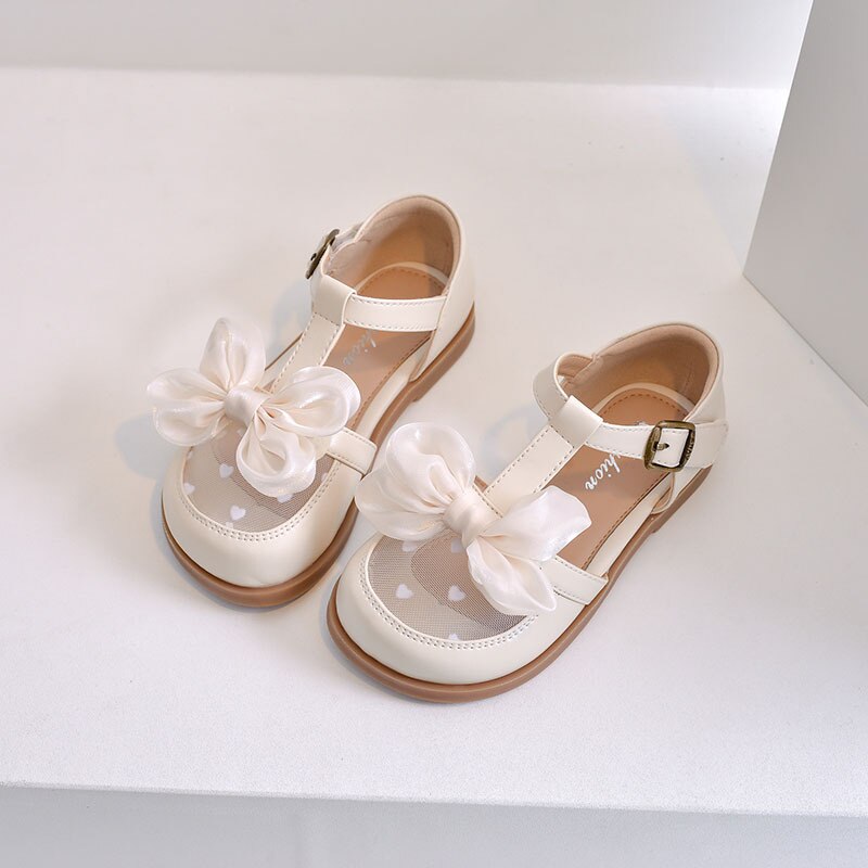 Zapatos de lujo con barniz de encaje satinado