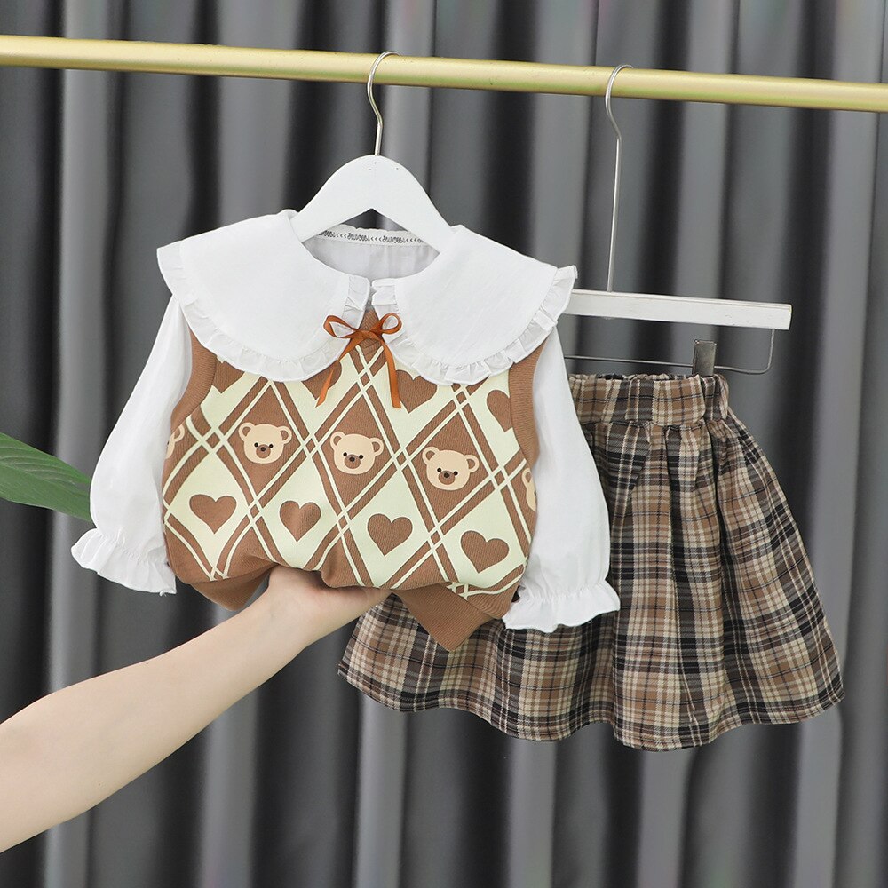 Lindo juego de 3 piezas.