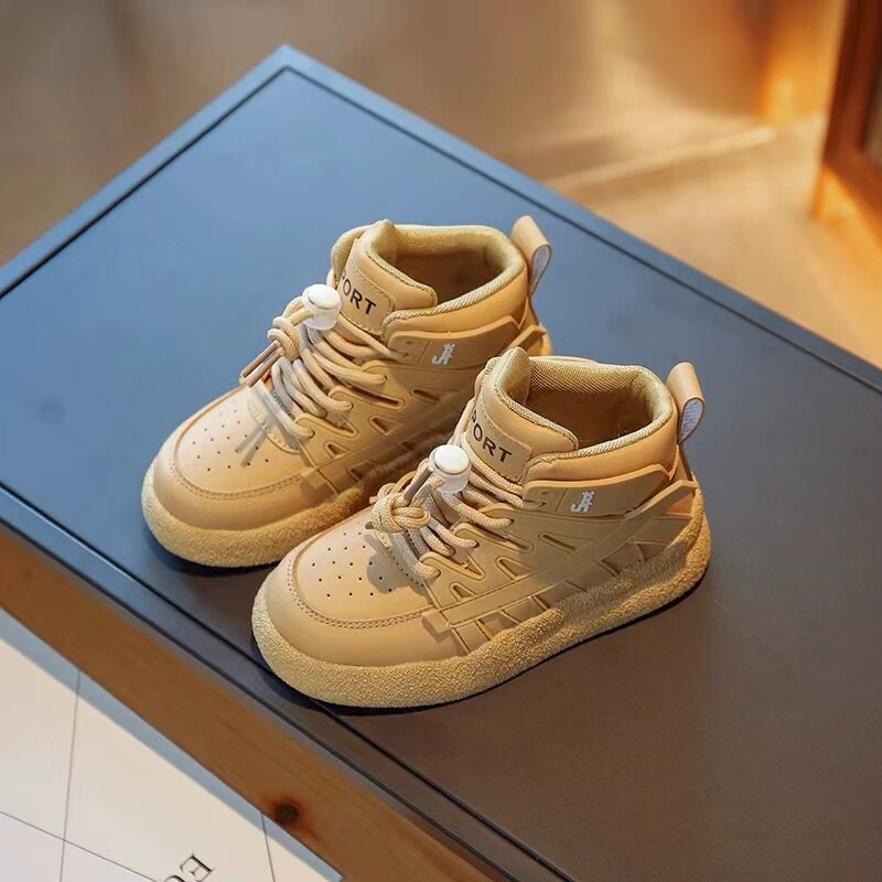 Zapatillas deportivas para niños.