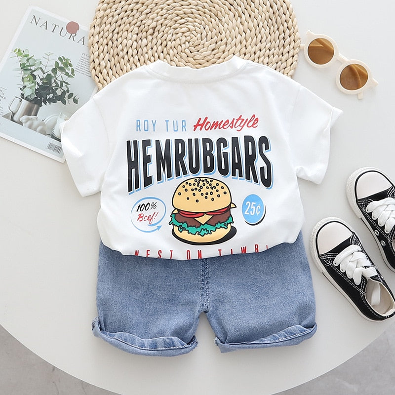 Conjunto infantil con estampado de hamburguesas