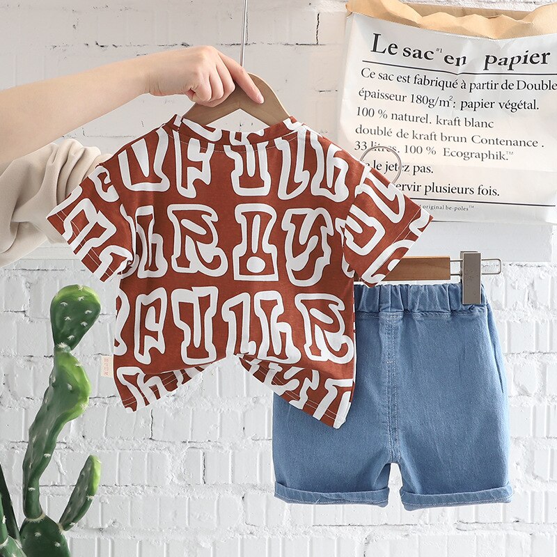 Conjunto Infantil Pantalón Corto Jeans con Camiseta Letras