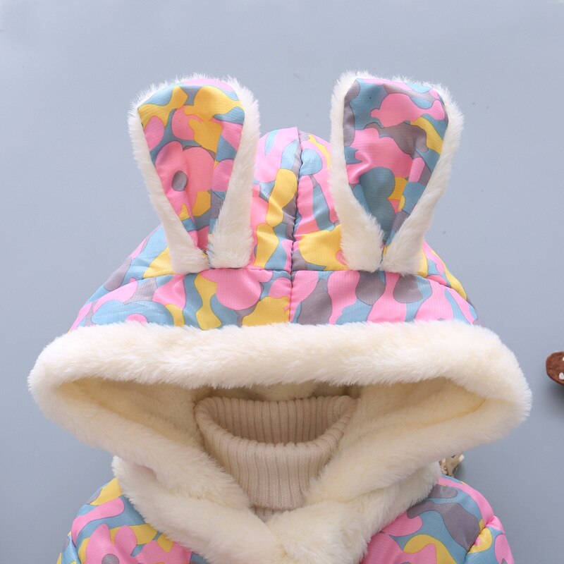 lindo abrigo de conejo