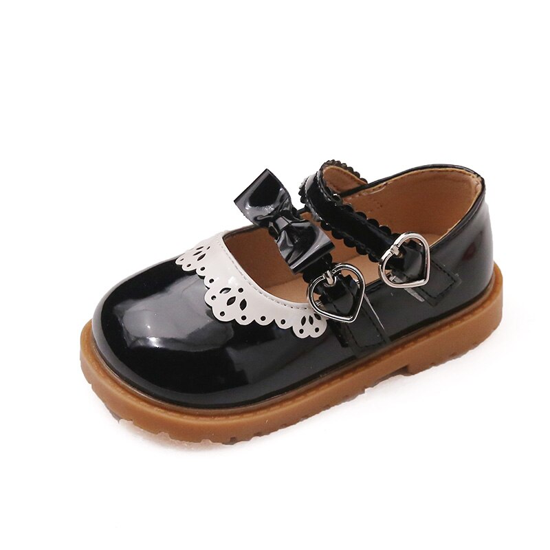 Barniz para zapatos lindos para niños