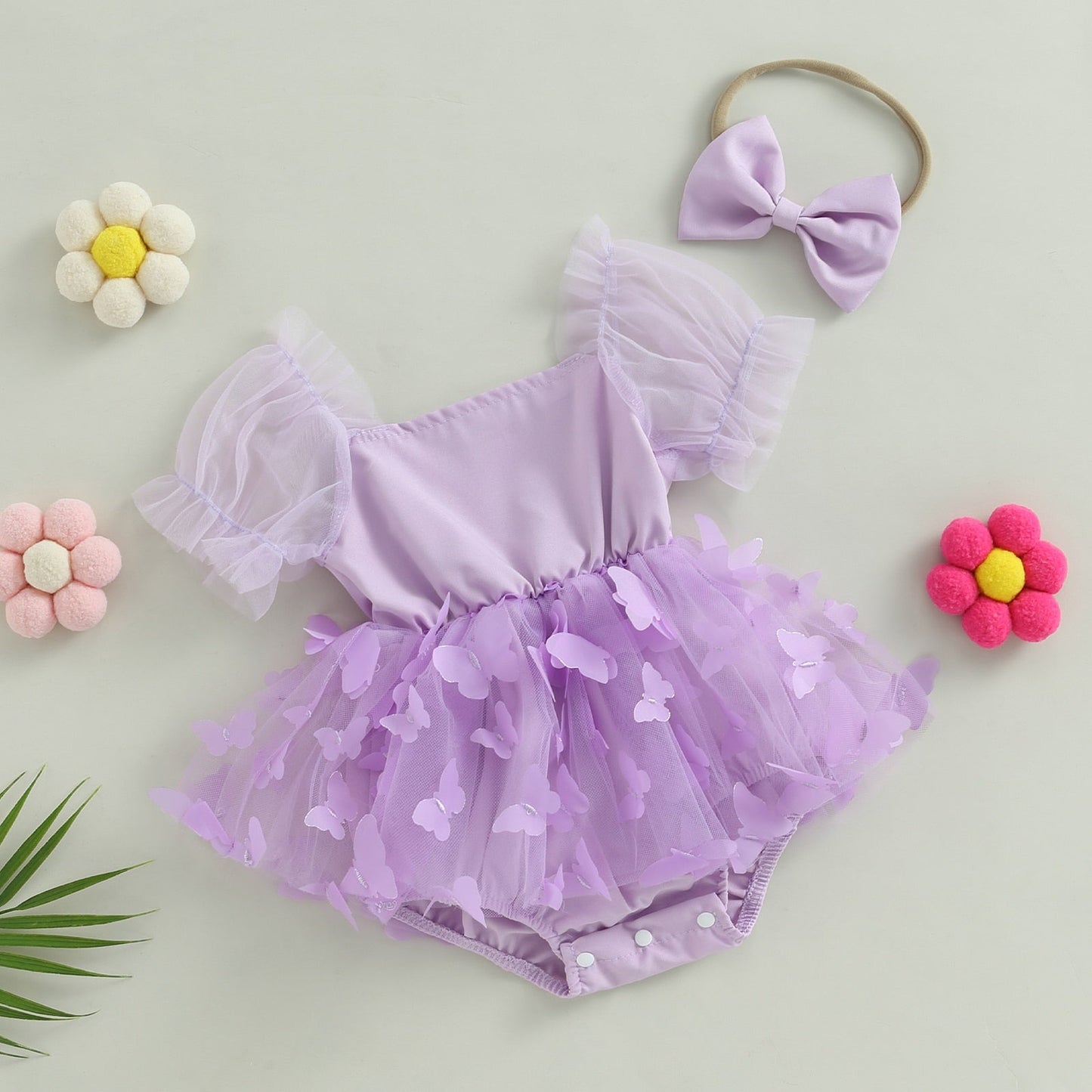 Vestido mameluco con estampado de mariposas