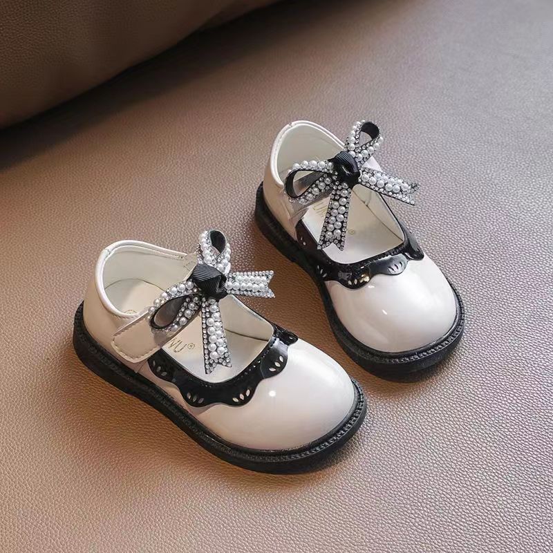Barniz para zapatos infantil Lazo Perlas