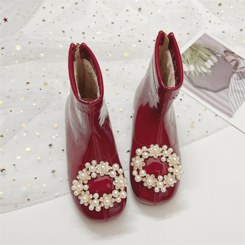 Botas de barniz perlado