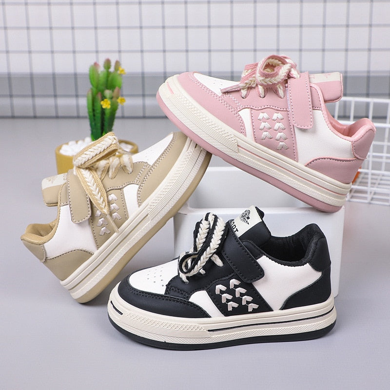 Zapatillas deportivas con cordones para niños