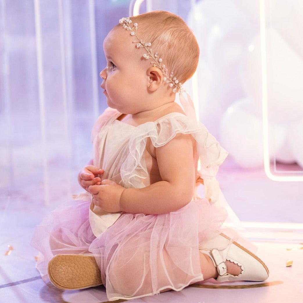 Mono de tul con lazo