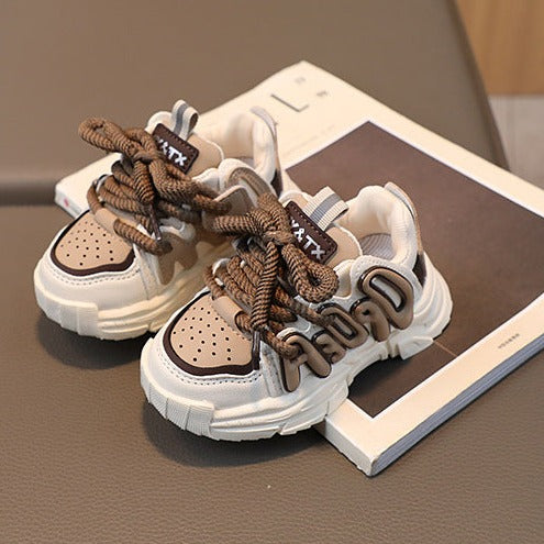 Zapatillas de deporte para niños con cordones