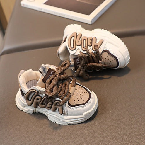 Zapatillas de deporte para niños con cordones